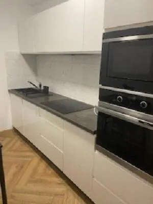 Dwa Apartment